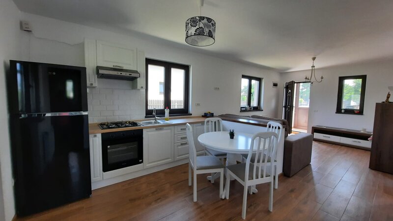 Buturugeni, casa 2023 si cabana, langa Bucuresti 20 km, proprietar