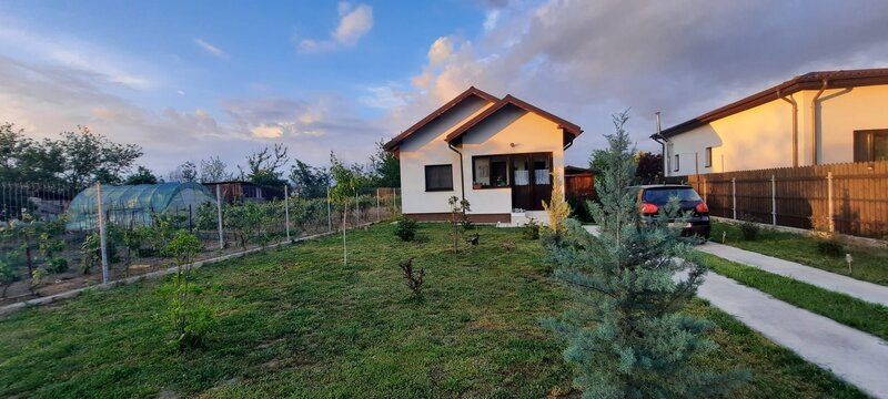 Buturugeni, casa 2023 si cabana, langa Bucuresti 20 km, proprietar